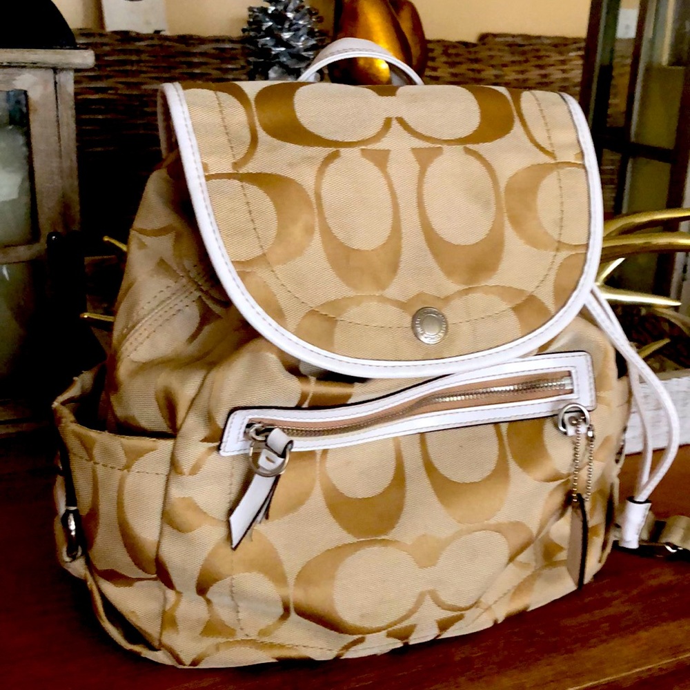 ✅SOLD✅ Coach Backpack 🎒
